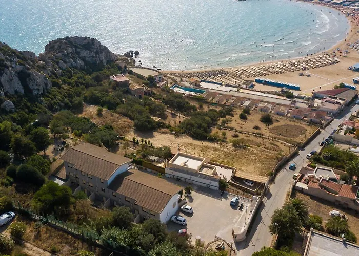 Apart-hotel Albatros 3*