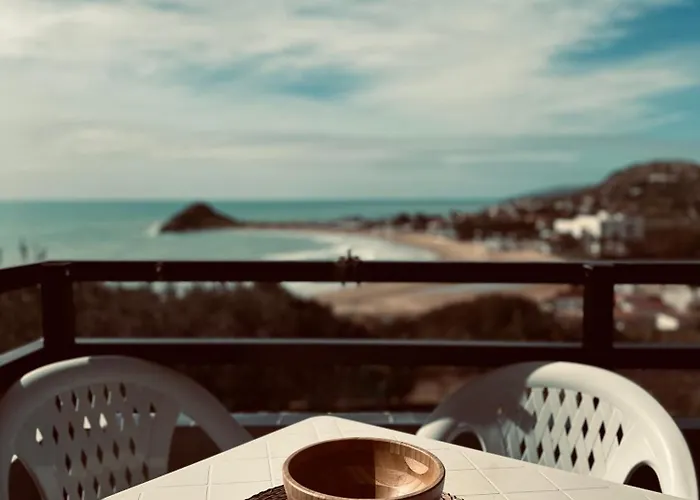 Albatros Apart-hotel 3*